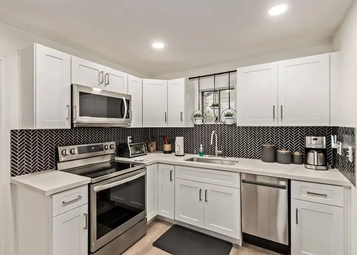 Remodeled 2br Phx Gem With Free Parking Holiday home *