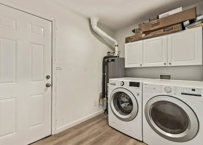 Remodeled 2br Phx Gem With Free Parking *