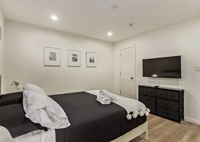 Holiday home Remodeled 2br Phx Gem With Free Parking